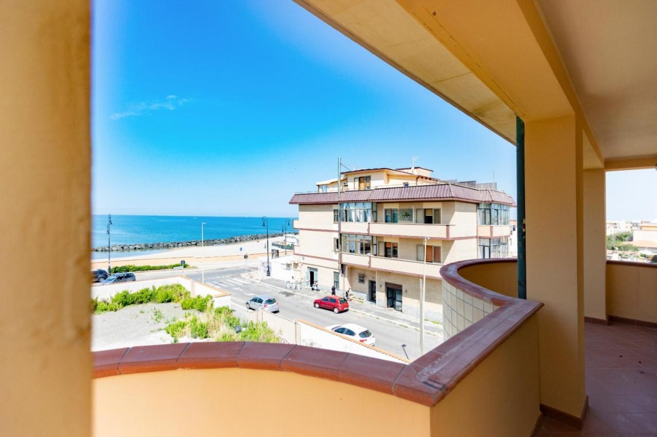 Waterfront House Fiumicino Apartment Luaran gambar
